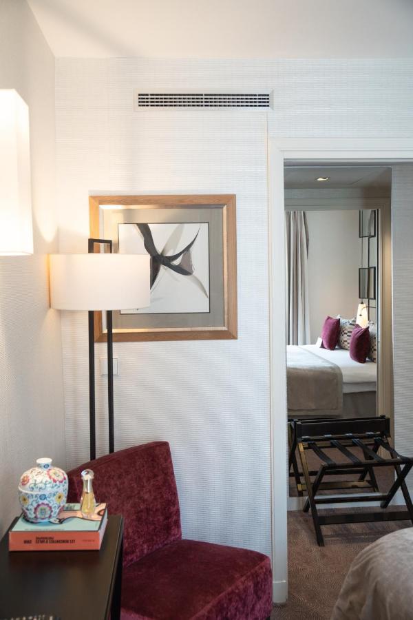 Hotel Balmoral Champs Elysees Parijs